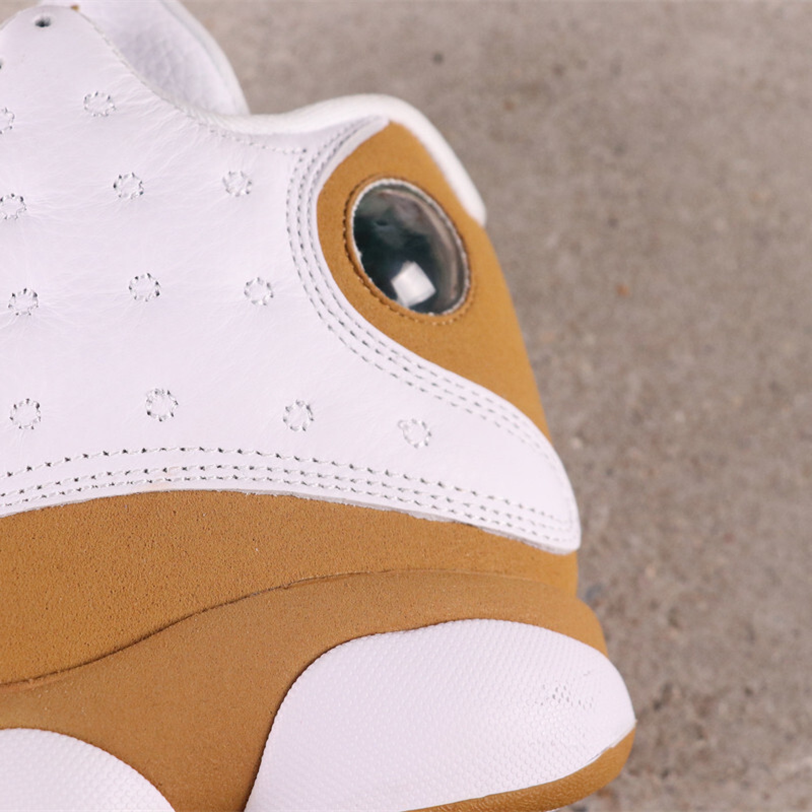 US Air Jordan 13 Wheat 414571-171 SIZE 40-47.5