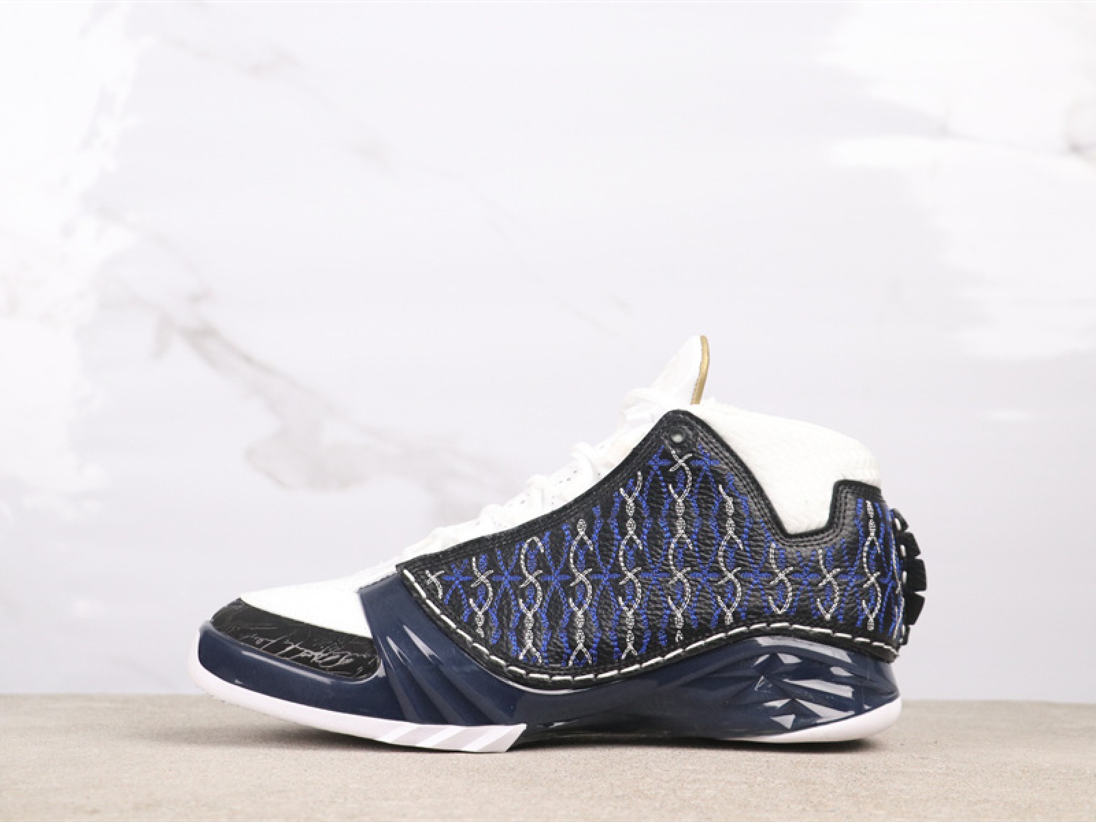 USD$84 Air Jordan 23    Style：318376-011