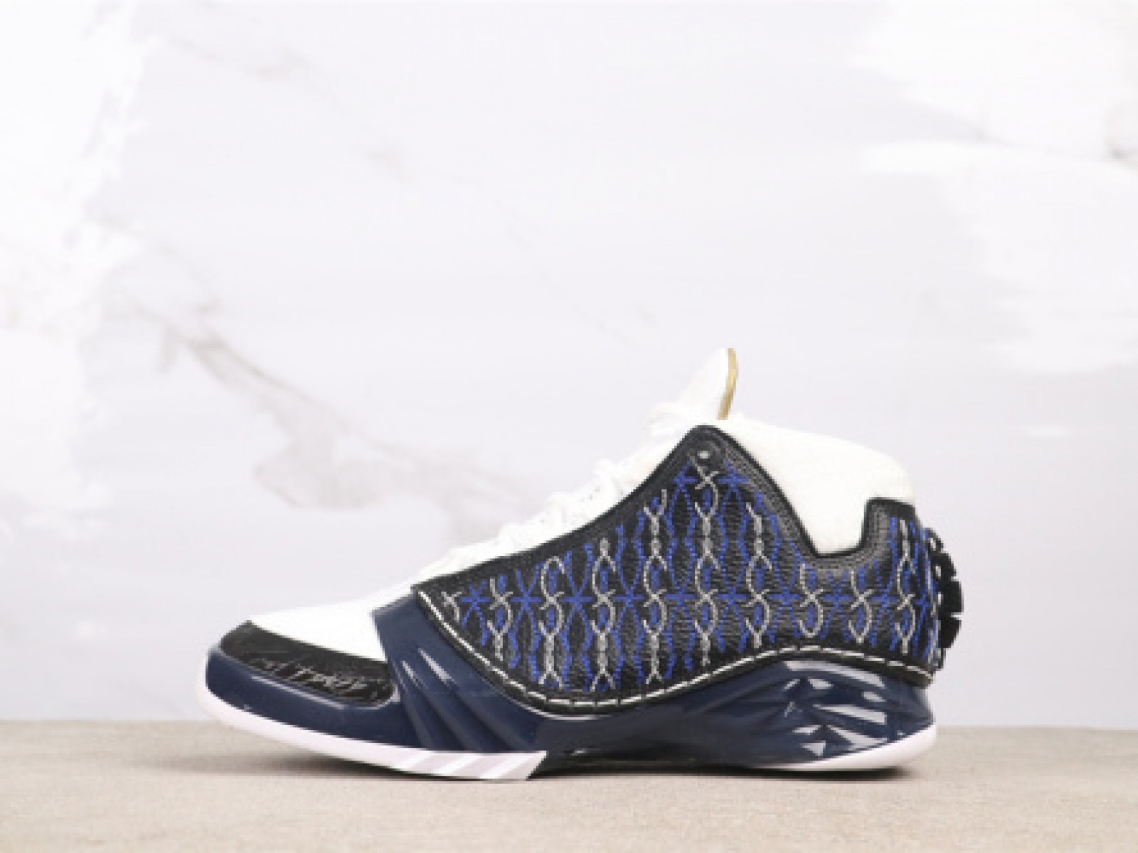 USD$84 Air Jordan 23    Style：318376-011