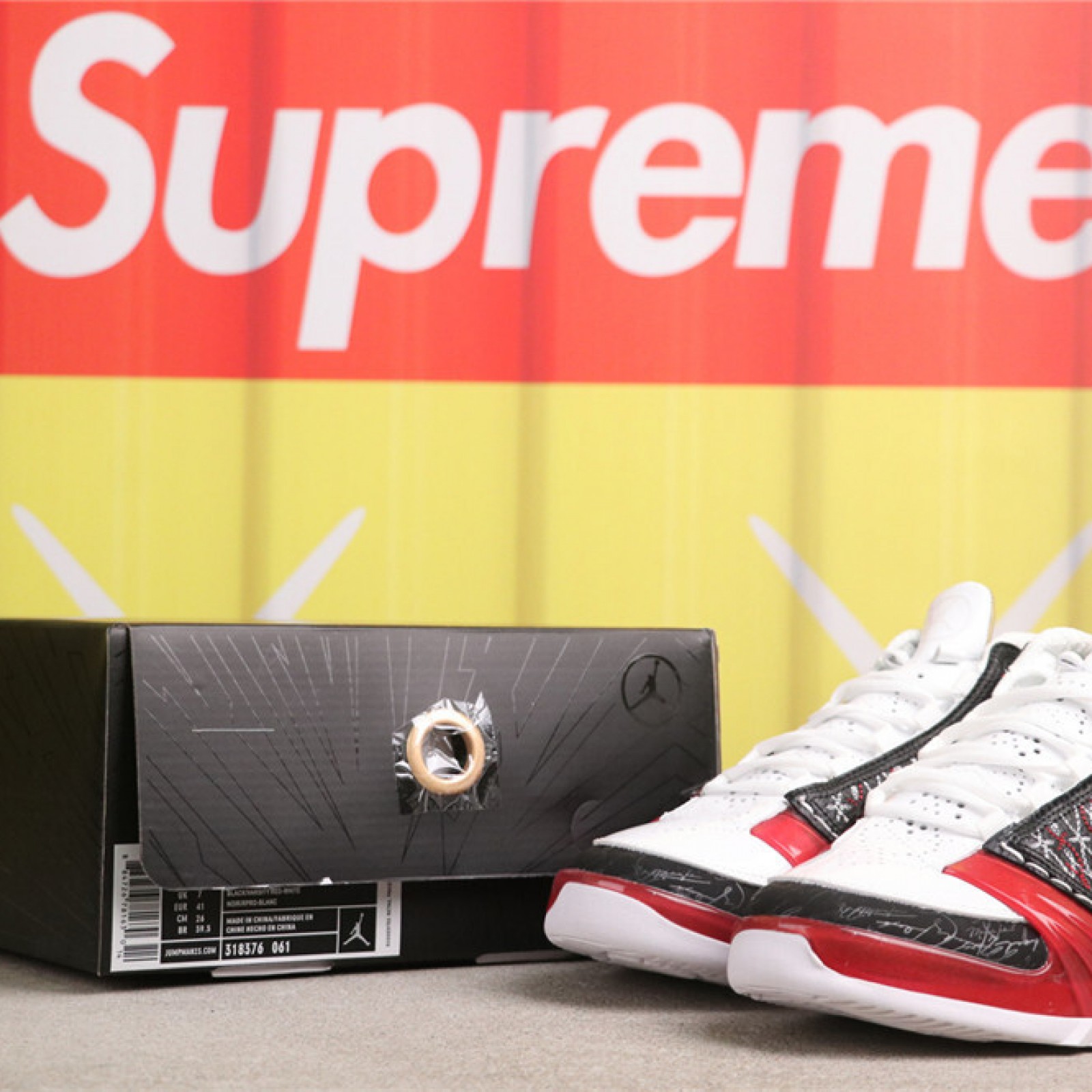 USD Air Jordan Titan x Air Jordan 23 318376-061 乔23联名黑白红 Size 40-47.5