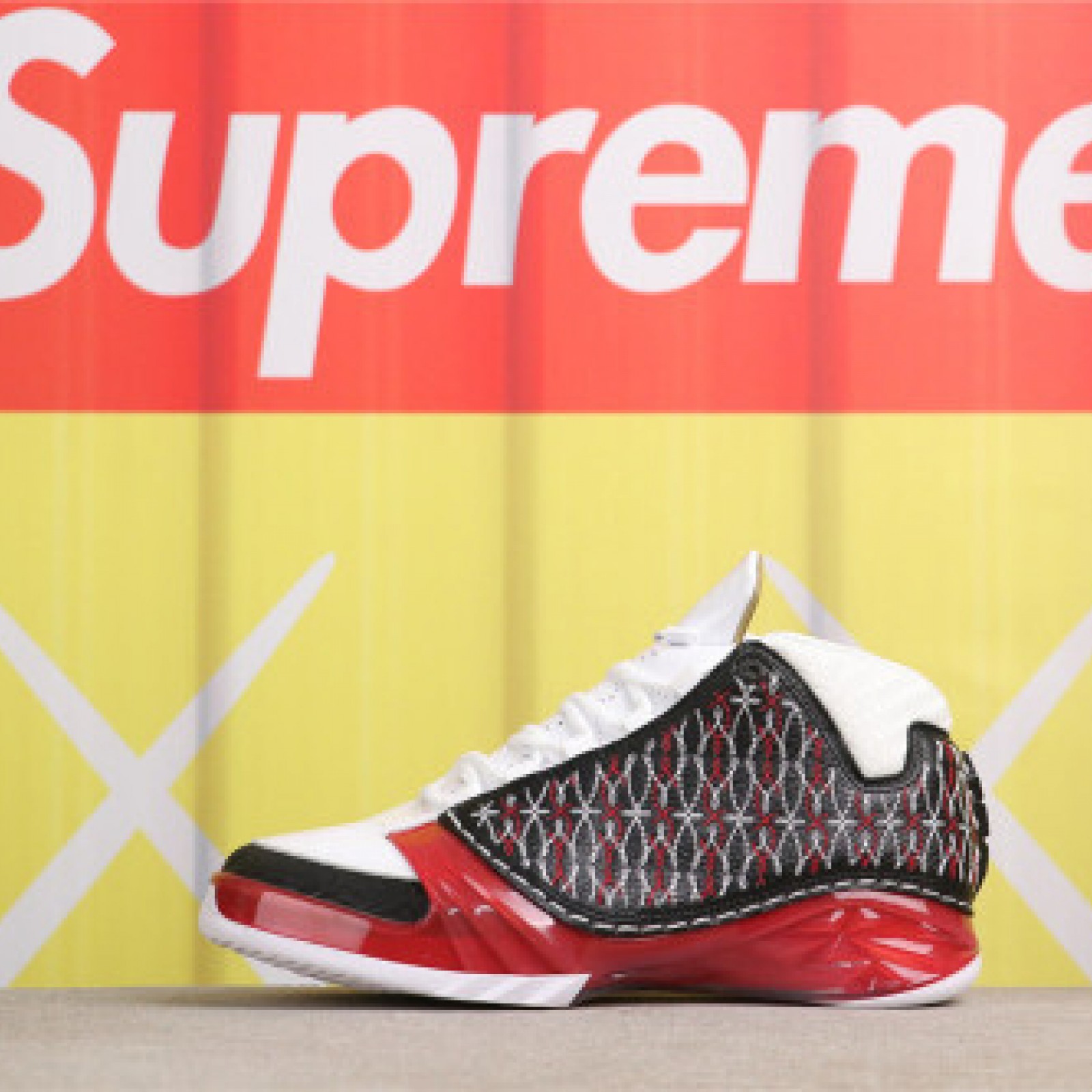 USD Air Jordan Titan x Air Jordan 23 318376-061 乔23联名黑白红 Size 40-47.5