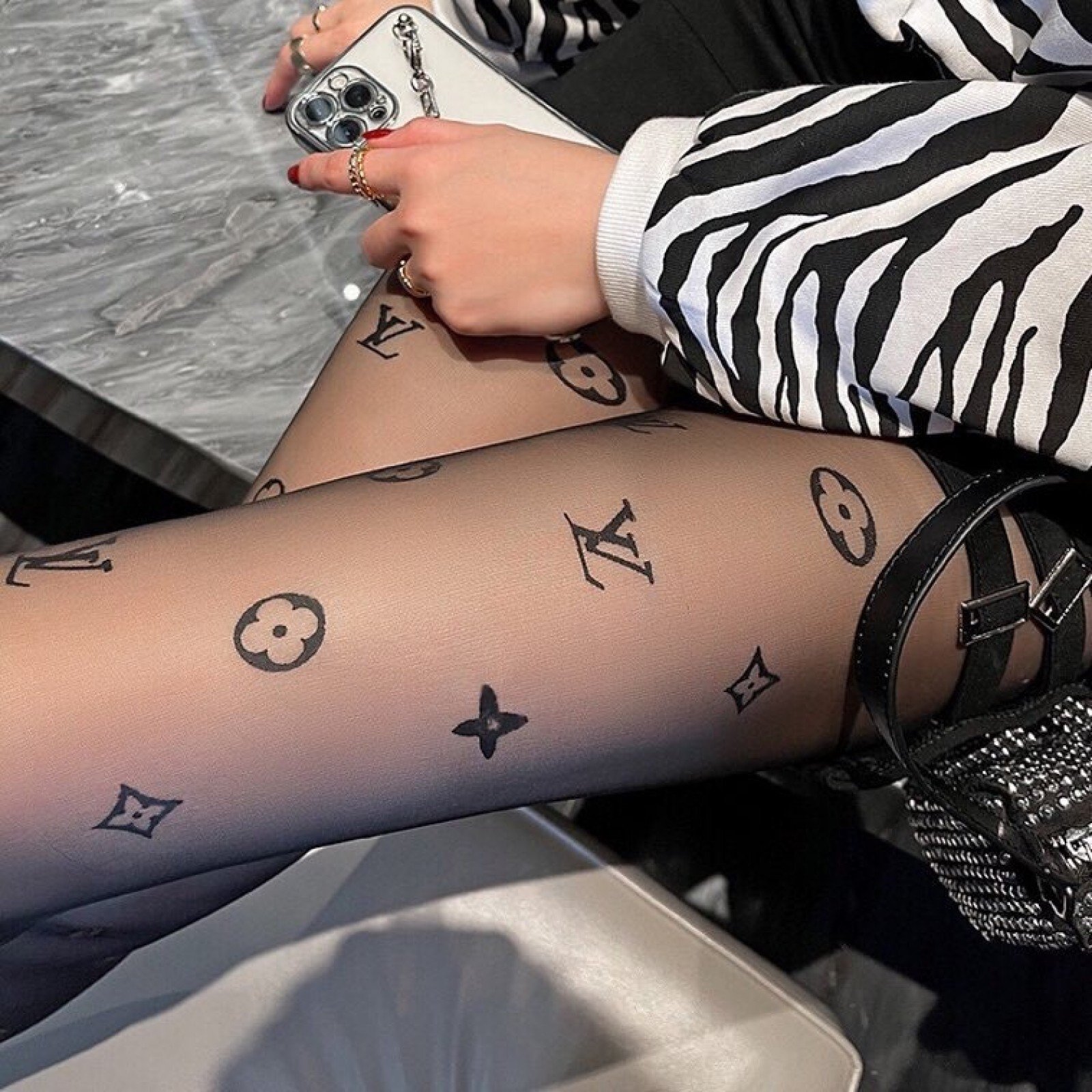 LEG031 L*V Leggings