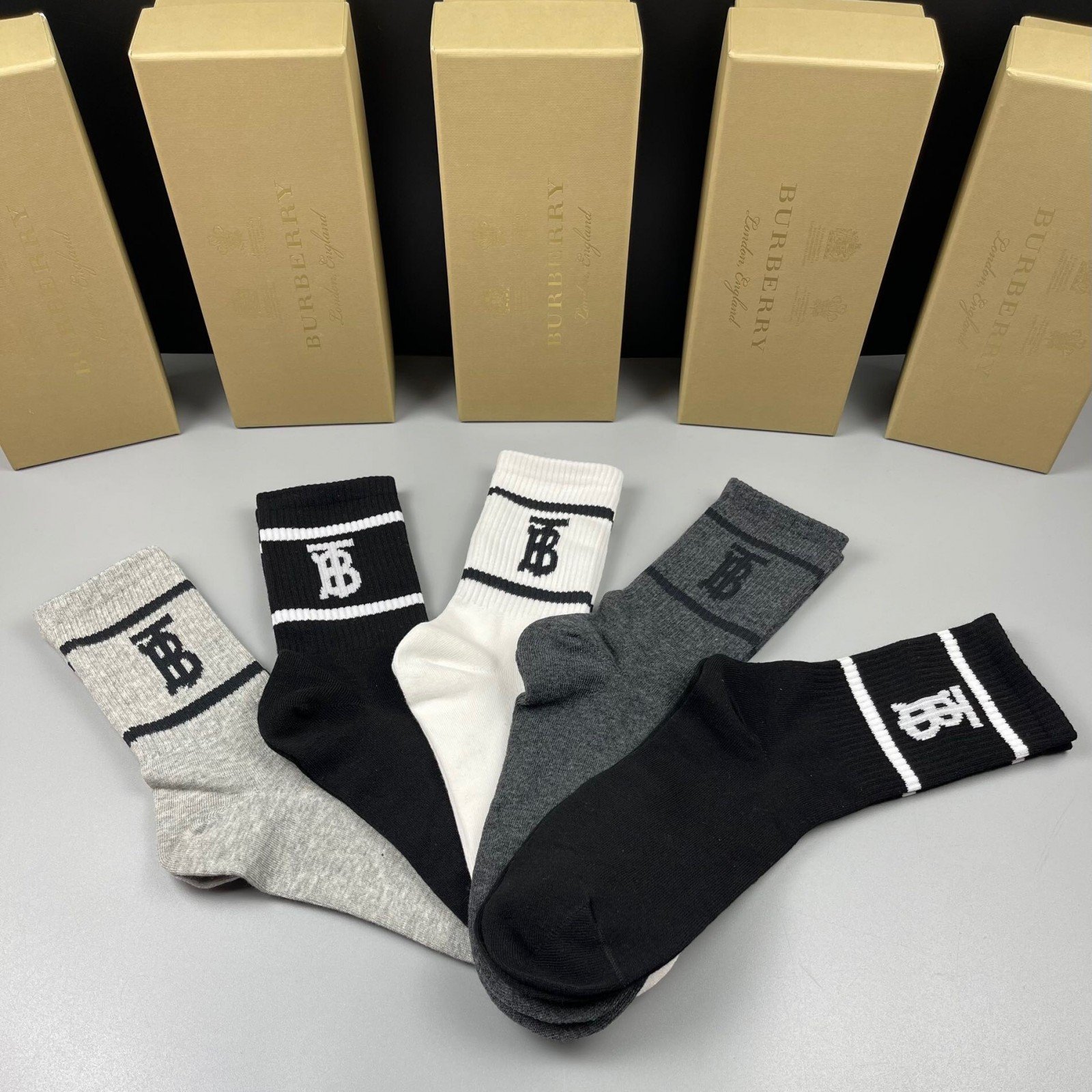 SOC264 BUR Socks