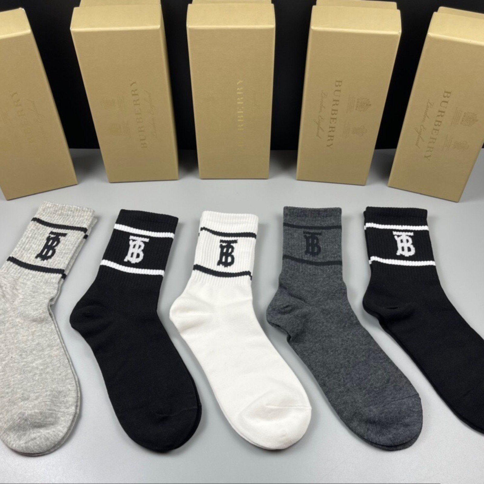 SOC264 BUR Socks