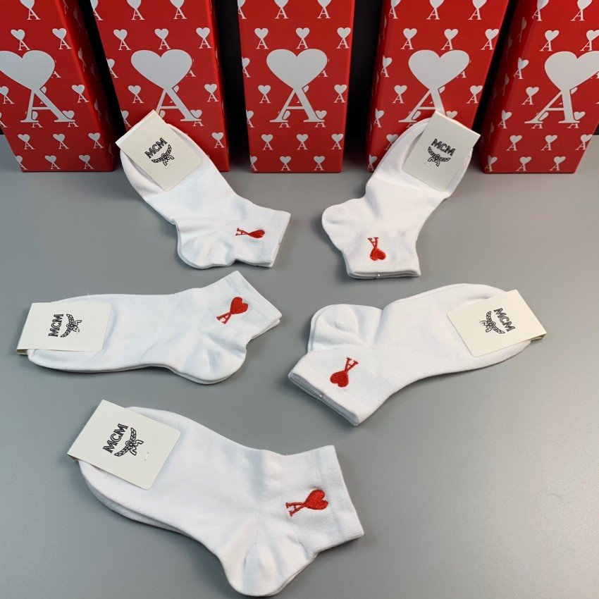 SOC270 Am* Socks