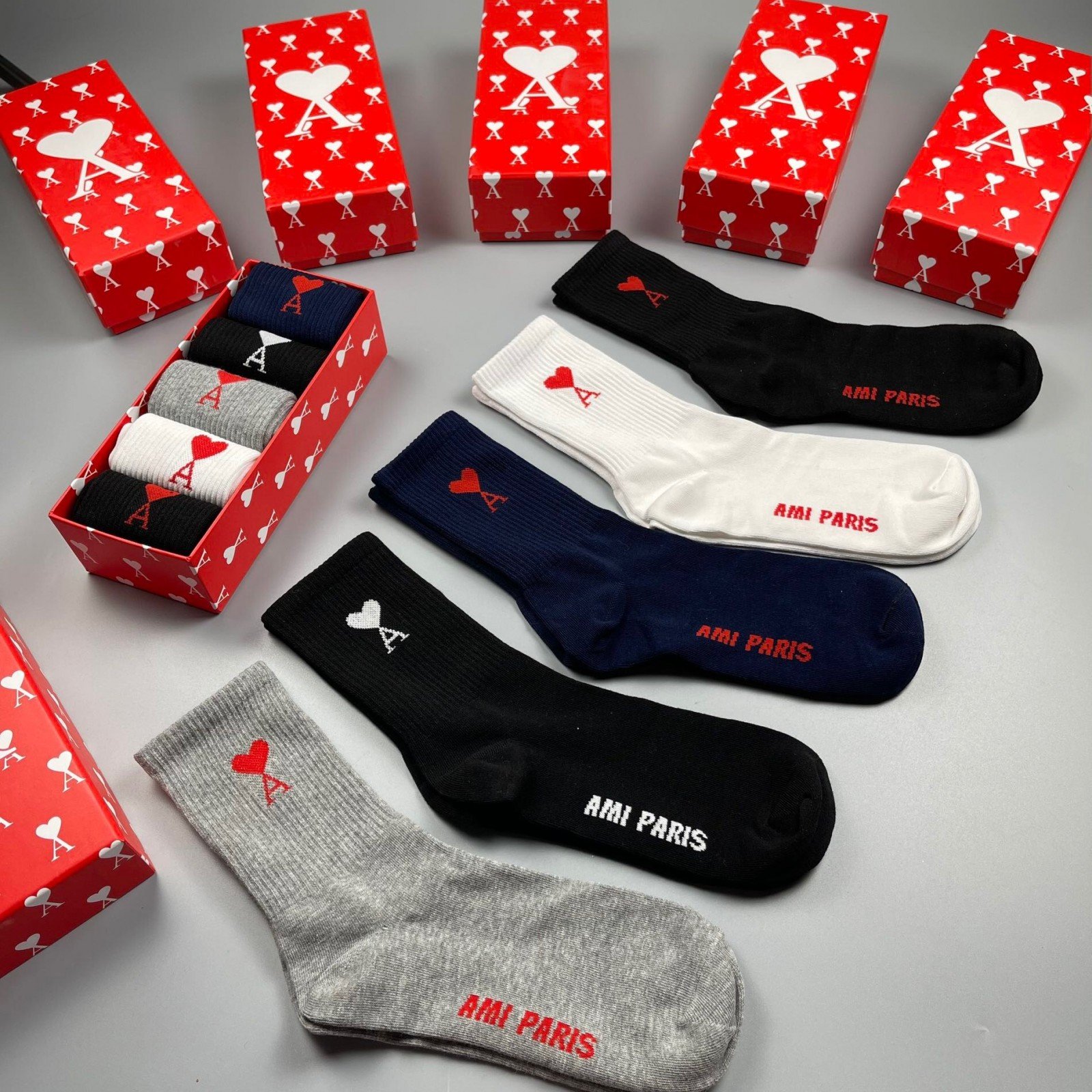 SOC294 AMI Socks