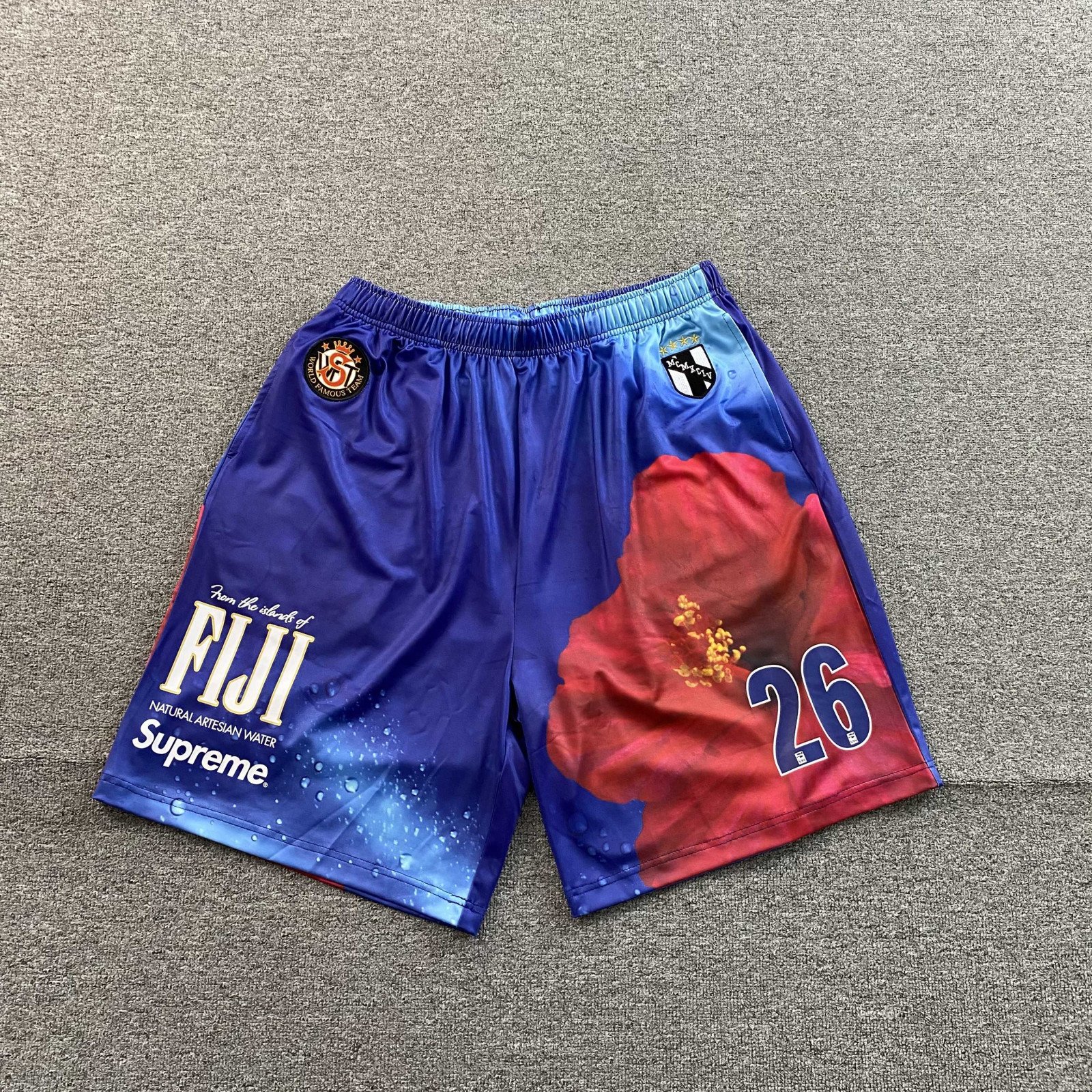 ￥195  Supreme Short