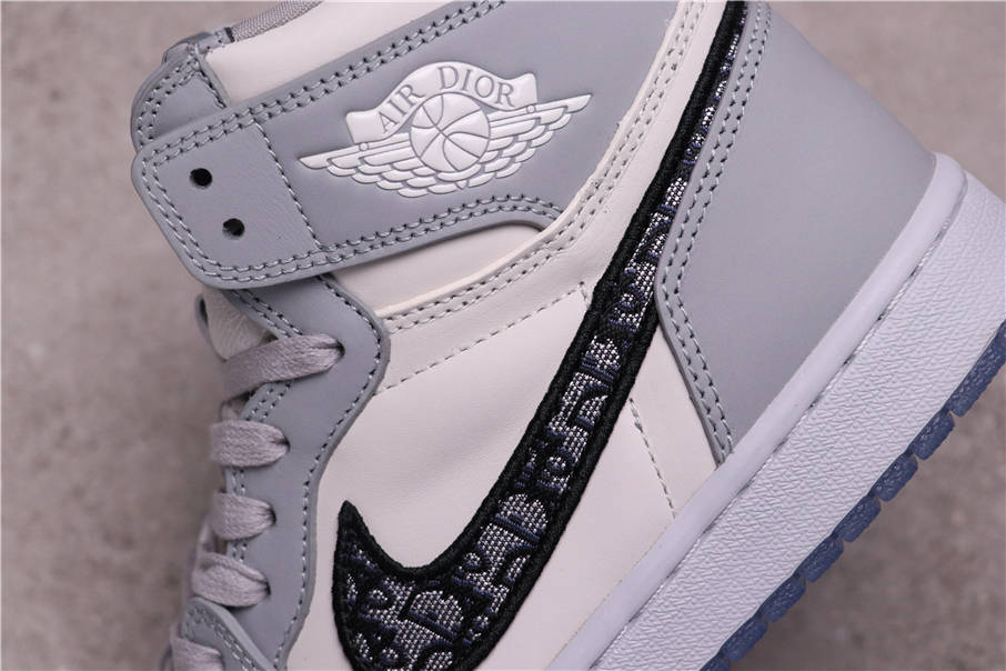 $100 Dior x Air Jordan 1 High CN8607-002 Size 36-47.5