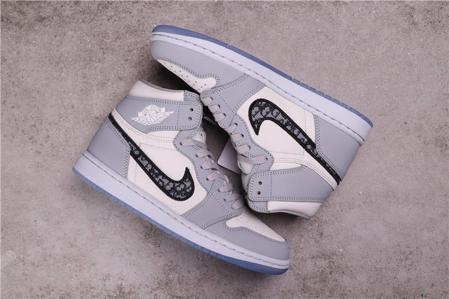 $100 Dior x Air Jordan 1 High CN8607-002 Size 36-47.5