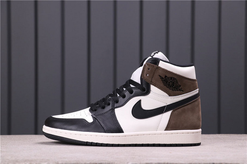 100USD Air Jordan 1 High OG “Dark Mocha” 555088-105 40-47.5
