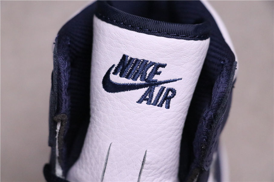 100USD Air Jordan 1 Midnight Navy DC1788-100 40.5-47.5