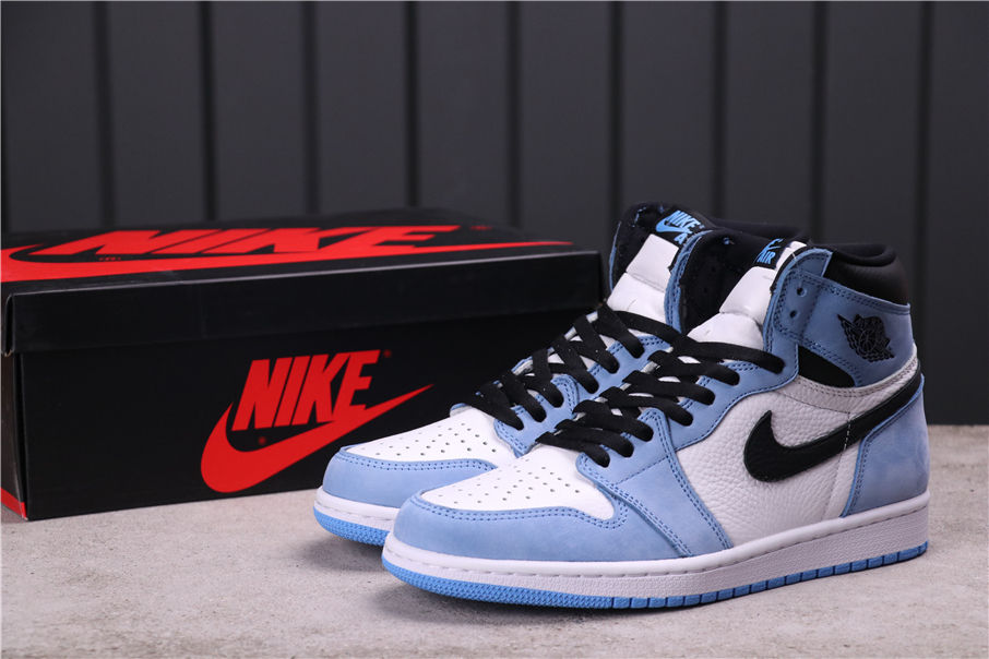 100USD Air Jordan 1 Retro High OG 555088-134 40-47.5