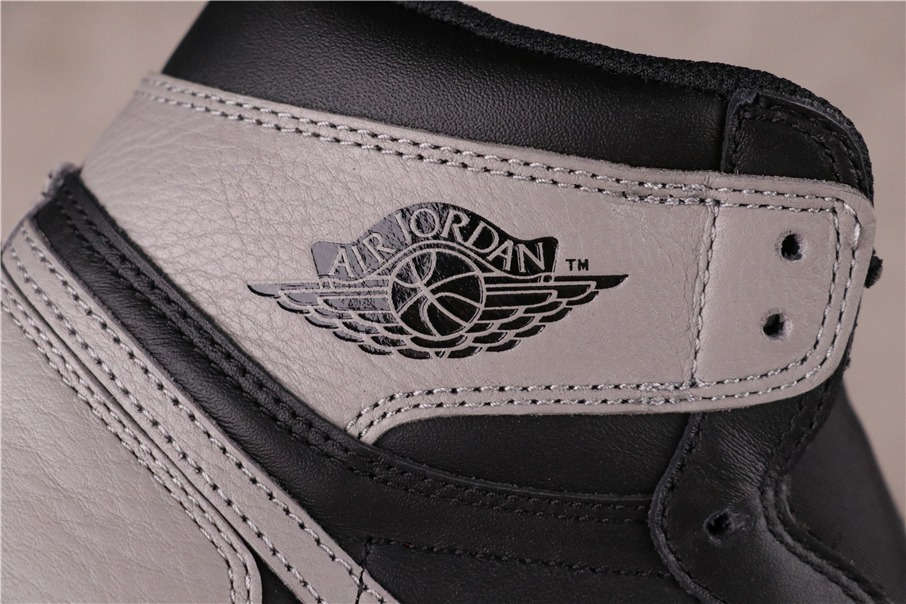 100USD Air Jordan 1 Retro High OG Shadow 555088-013 40.5-46