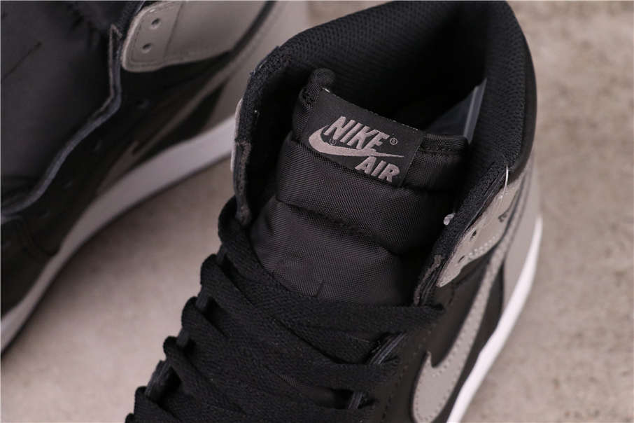 100USD Air Jordan 1 Retro High OG Shadow 555088-013 40.5-46