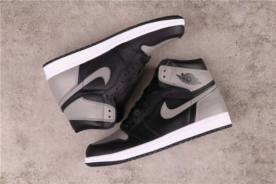 100USD Air Jordan 1 Retro High OG Shadow 555088-013 40.5-46