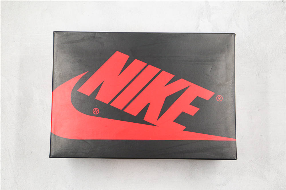 110USD Air Jordan 1 Bred Diamond CK5566-610 36-47.5