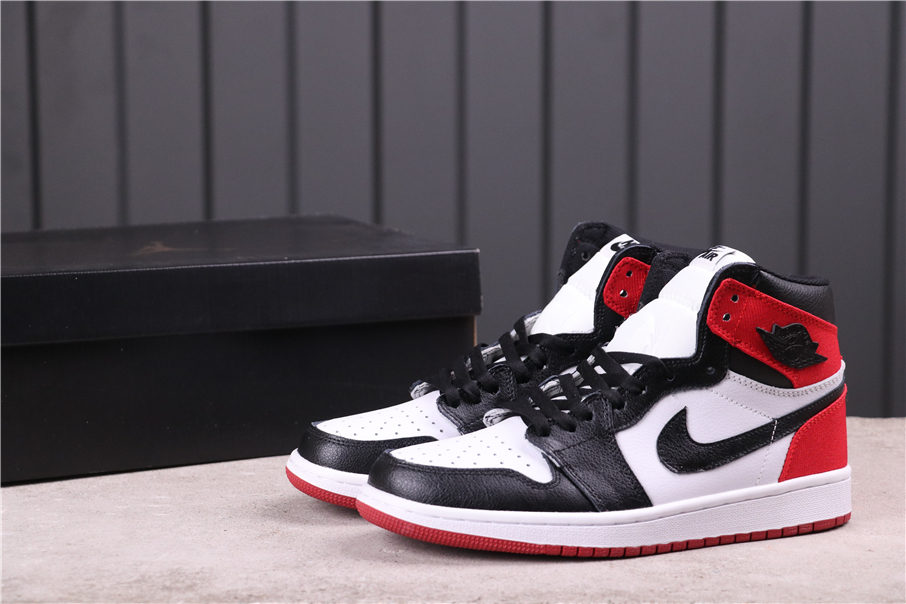 31USD AJ1 Air Jordan 1 Satin WMNSBlack Toe CD0461-016 Size 36-46
