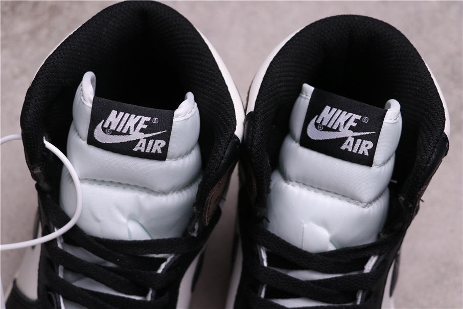 31USD Air Jordan 1 High OG “Dark Mocha”555088-10536-45