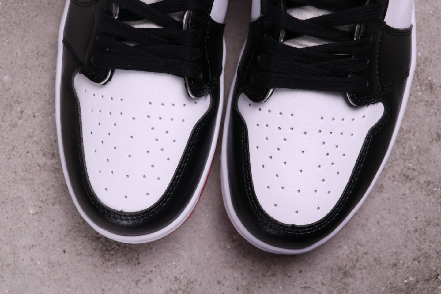 36USD DIOR Air Jordan 1 “Homage To Home”CN8607- 10636-45