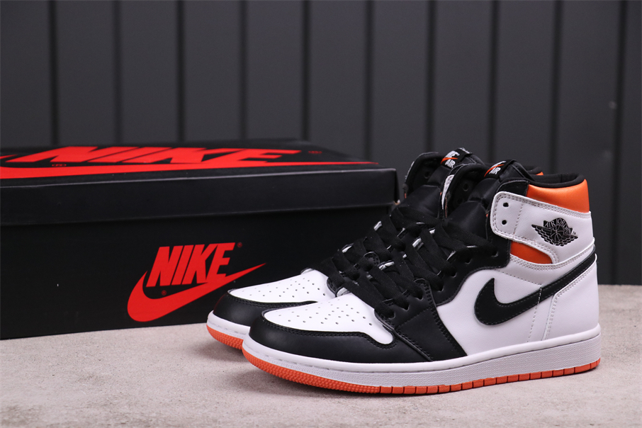 40USD Air Jordan 1 High OG Hyper Royal 555088-180 Size 36-46