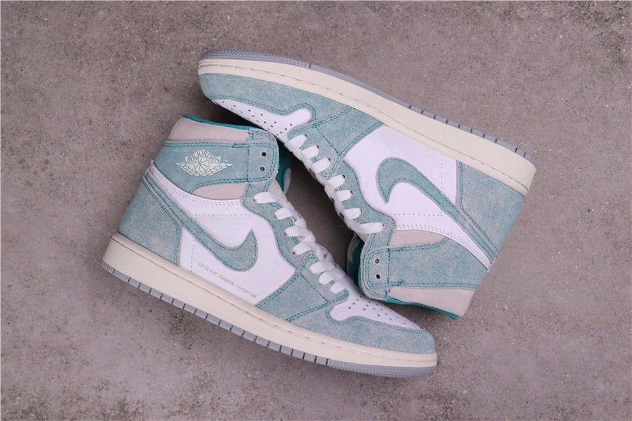 40USD Air Jordan 1 High Turbo Green 555088-311 36-46
