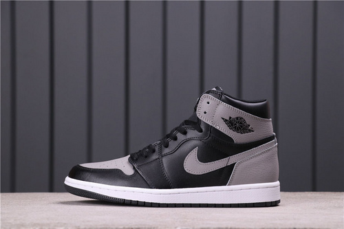 40USD Air Jordan 1 Retro High 555088-013 36-46