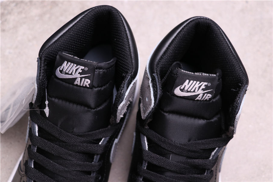 40USD Air Jordan 1 Retro High 555088-013 36-46