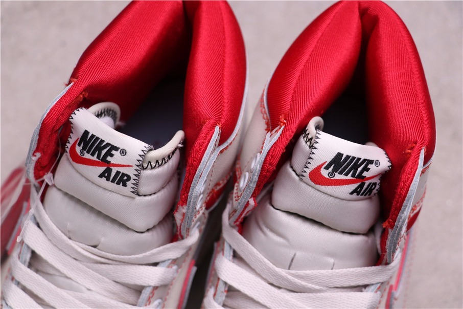 40USD Air Jordan 1 “Sail-University Red” 555088-160 36-46