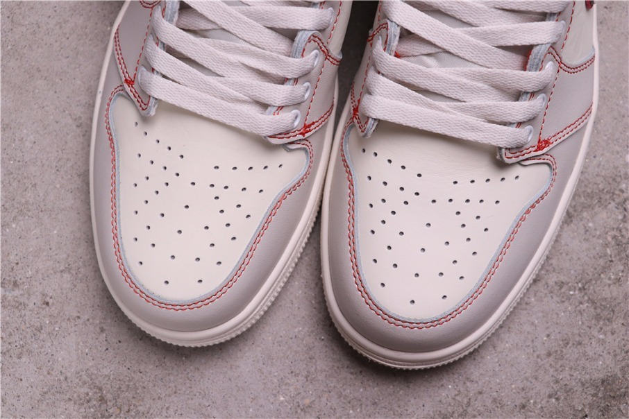 40USD Air Jordan 1 “Sail-University Red” 555088-160 36-46