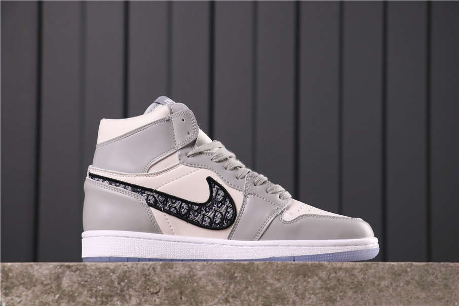 40USD Dior x Air Jordan 1 High 553668-999 36-45