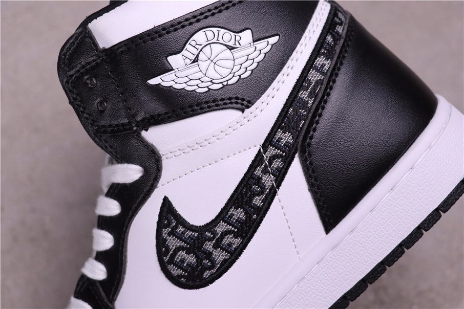 40USD Dior x Air Jordan 1 High CN8607-00136-45
