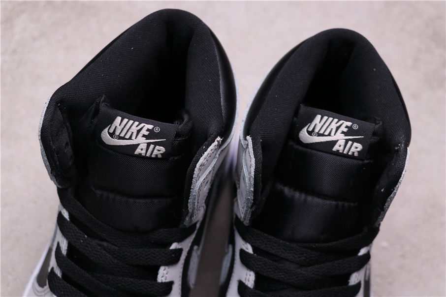 44USD Air Jordan 1 High OG Hyper Royal 555088-035 36-46