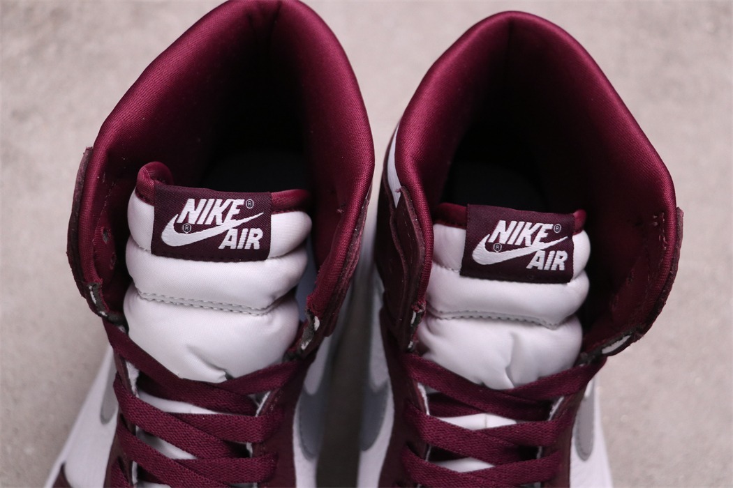 49USD Air Jordan 1 HIGH 555088-611 SIZE 40-47.5