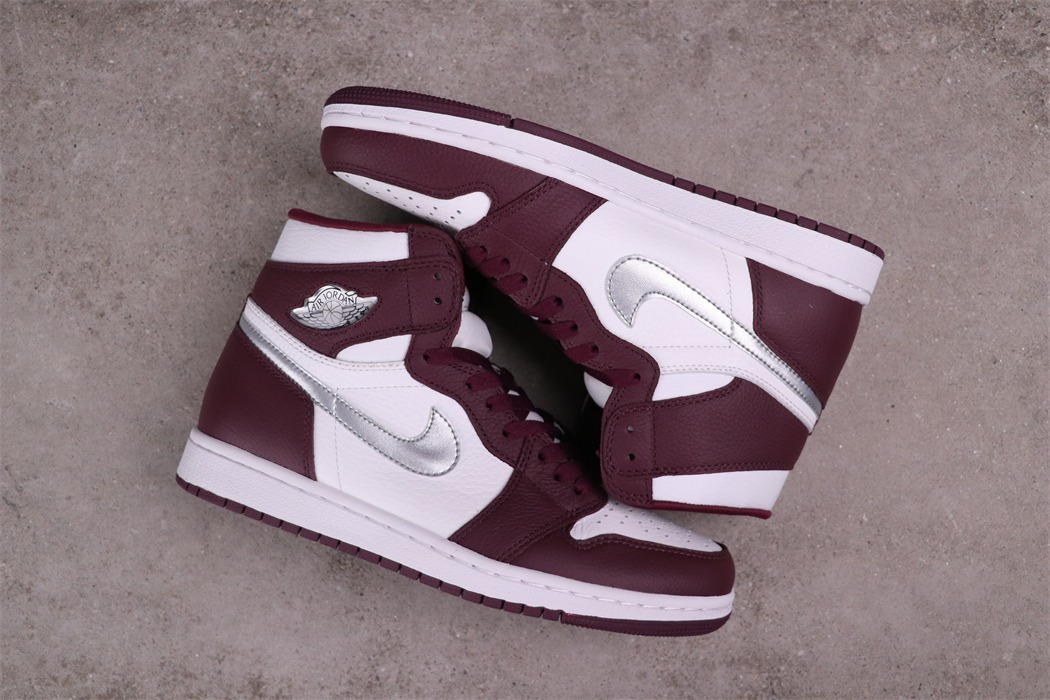 49USD Air Jordan 1 HIGH 555088-611 SIZE 40-47.5