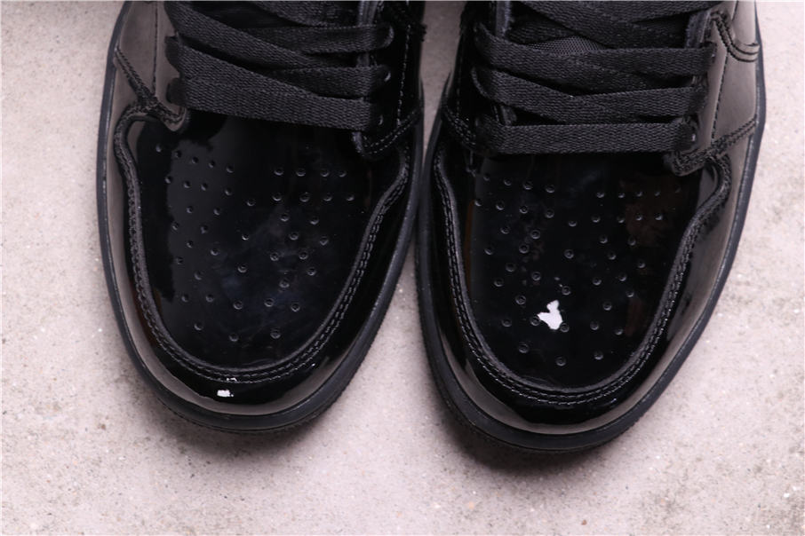 49USD Air Jordan 1 High OG 555088-032 40-45
