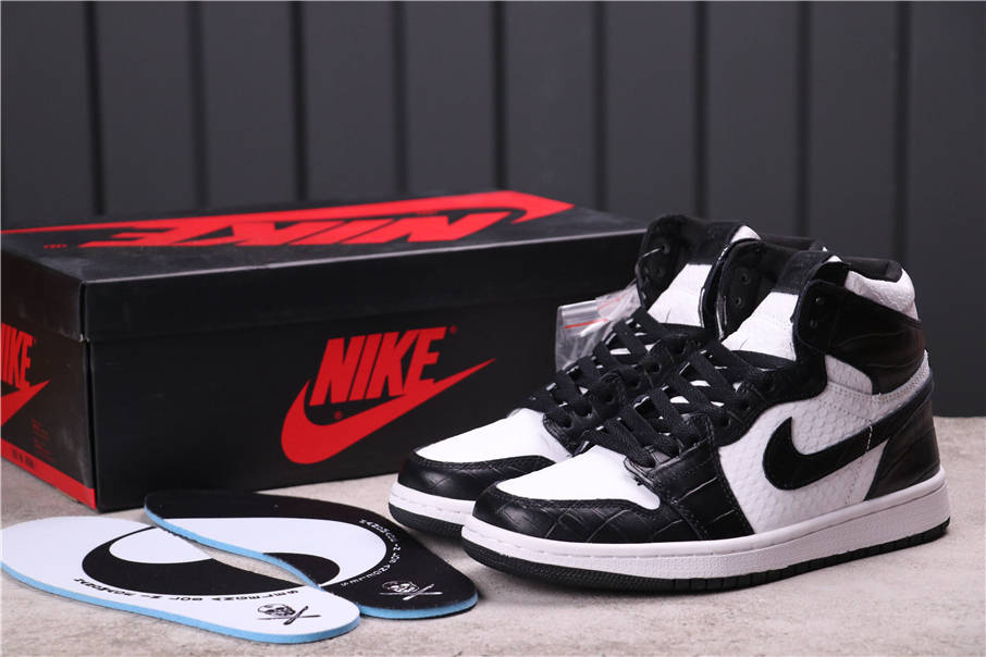 $53 Air Jordan 1 Retro High OG Shadow 555088-010 Size 36-47.5