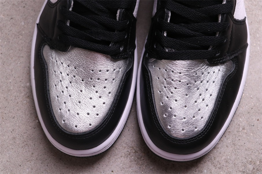 53USD Air Jordan 1 High OG Silver Toe CD0461-001 36-46