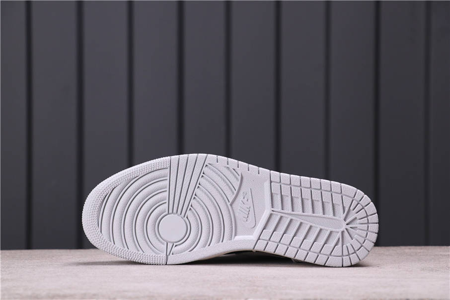 53USD Air Jordan 1 Neutral Grey 555088-018 36-46