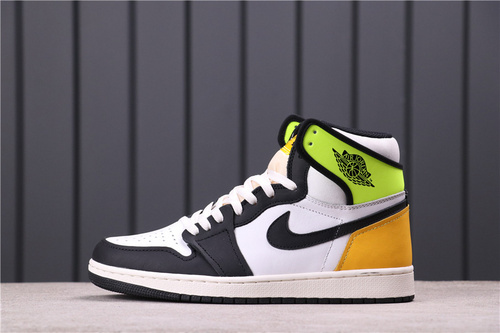 53USD Air Jordan 1 Retro High OG 555088-118 36-47.5