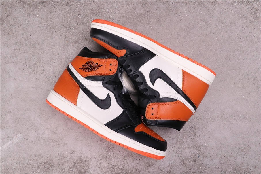 53USD Air Jordan 1“Shattered Backboard” 555088-005 SIZE 36-46