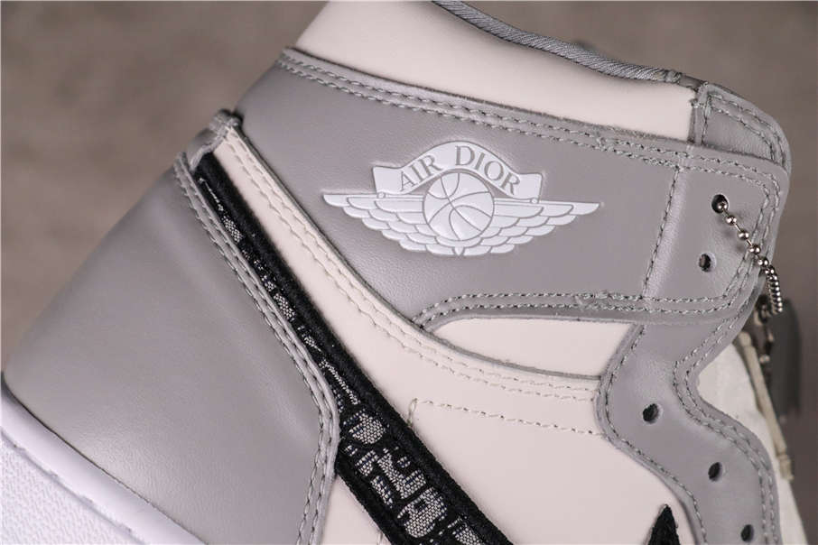 53USD Dior x Air Jordan 1 High CN8607-002 36-46