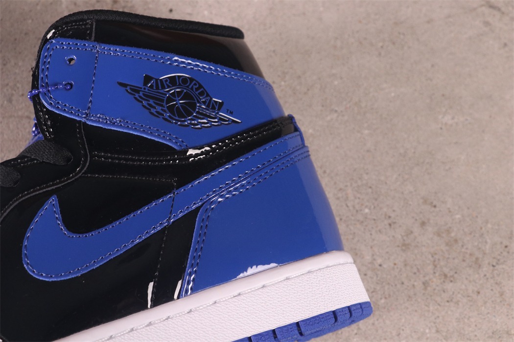 $57 Air Jordan 1 High 555088-404 Size 40-47.5