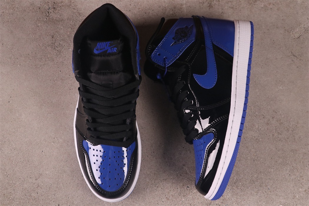 $57 Air Jordan 1 High 555088-404 Size 40-47.5