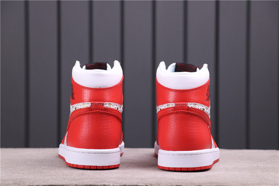 58USD Air Jordan 1Light Fusion Red 555088-600 40-47.5