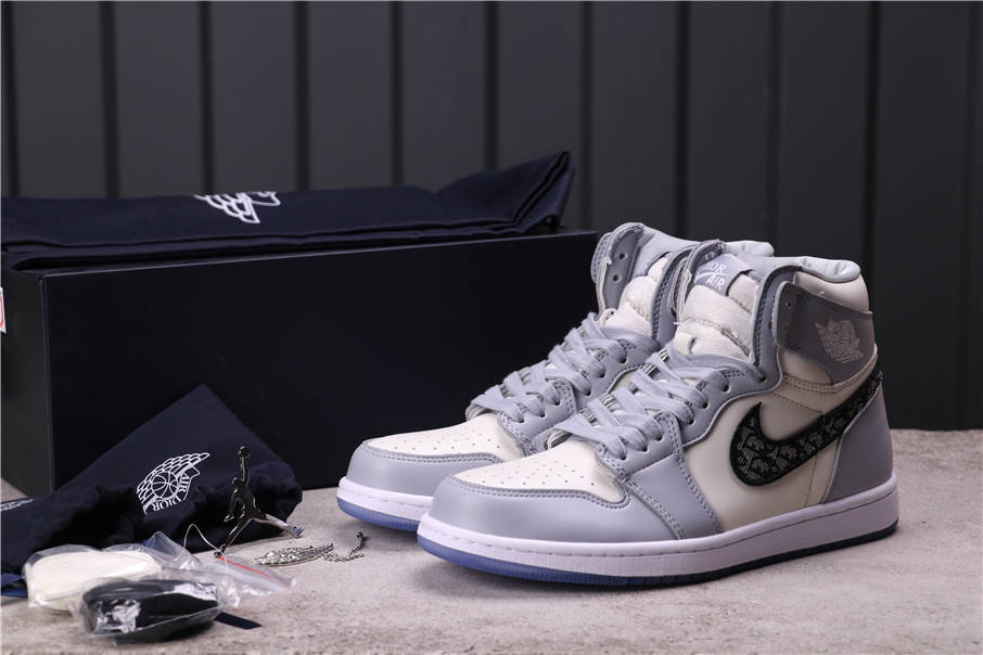 58USD Dior x Air Jordan 1 High CN8607-002 36-46