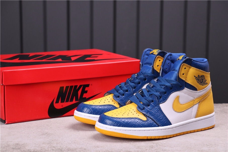 58USD LPL x Air Jordan 1 High Zoom Comfort Iridescent CZ6909-100 36-46