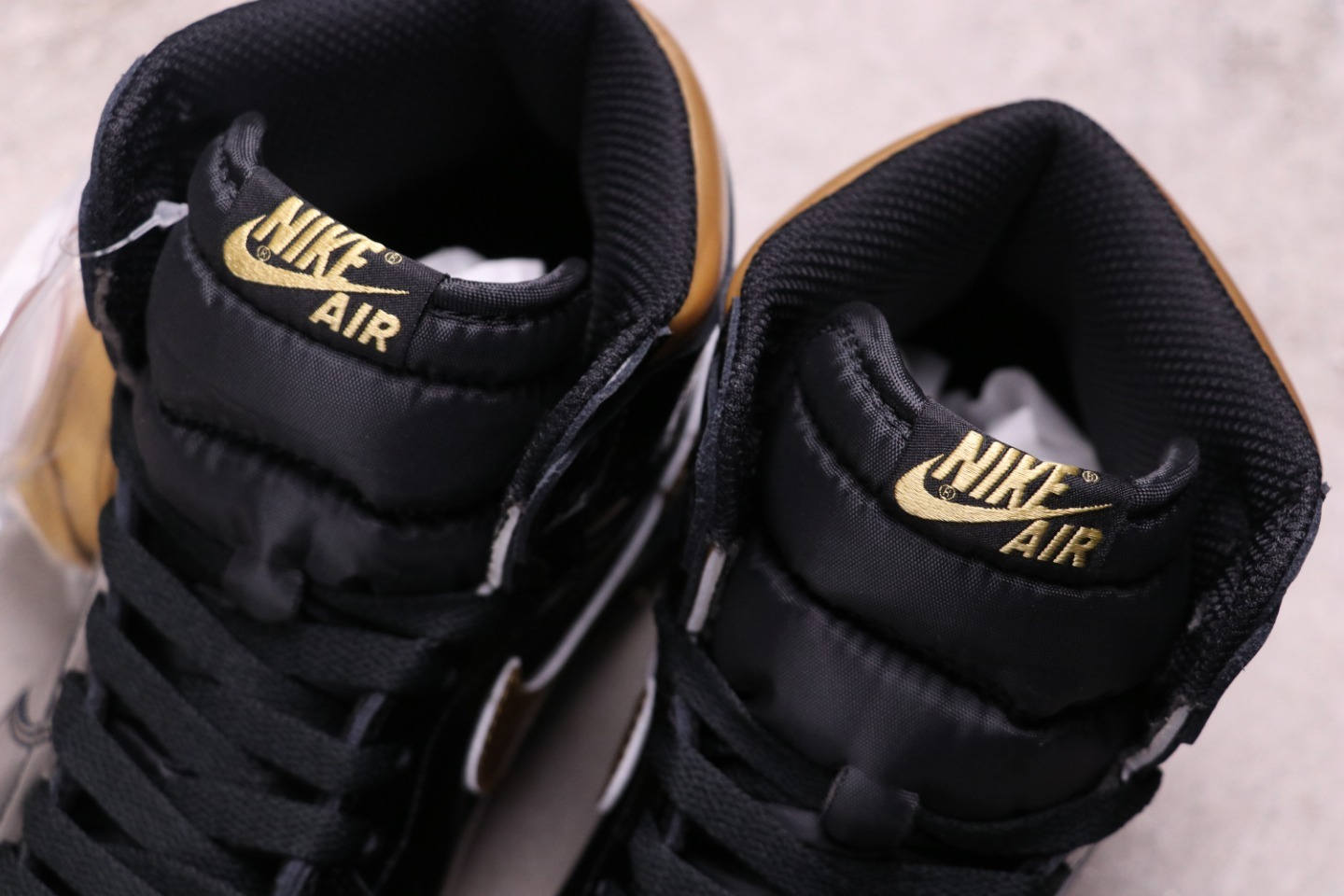 62USD Air Jordan 1 High OG 555088-032 36-47.5