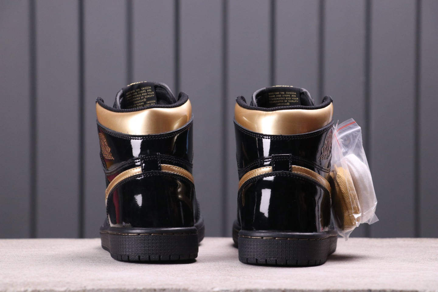 62USD Air Jordan 1 High OG 555088-032 36-47.5