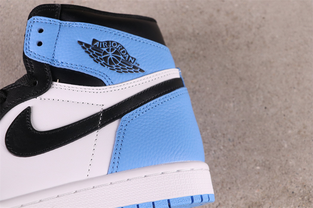 62USD Air Jordan 1 High OG UNC Toe 36-47.5
