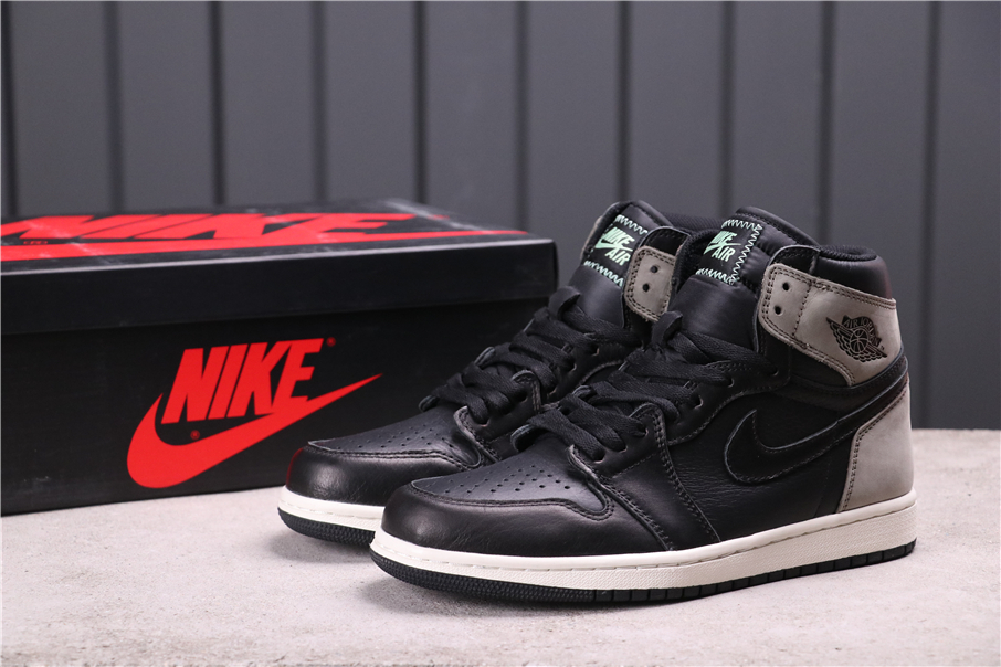 62$USD Air Jordan 1 Retro High 555088-03340-46